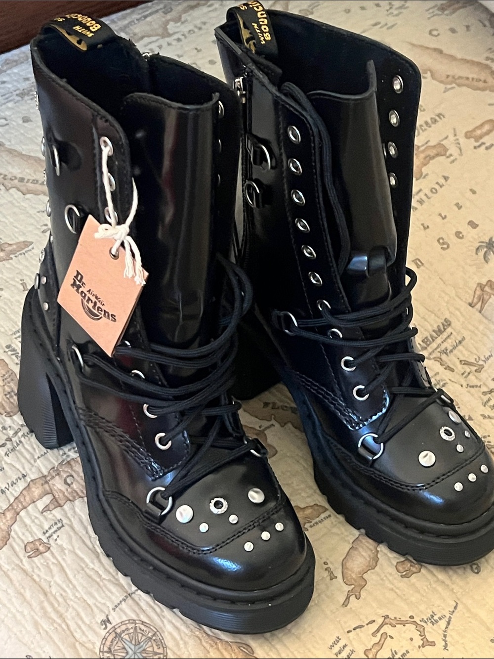 DOC MARTENS CHESNEY Studded Black/Silver Hightop Boots SIZE 7 Women’s NWT runs L - Picture 10 of 16